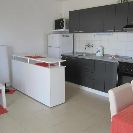 Holiday home Mit Ueberdachter Terrasse Und Meerblick